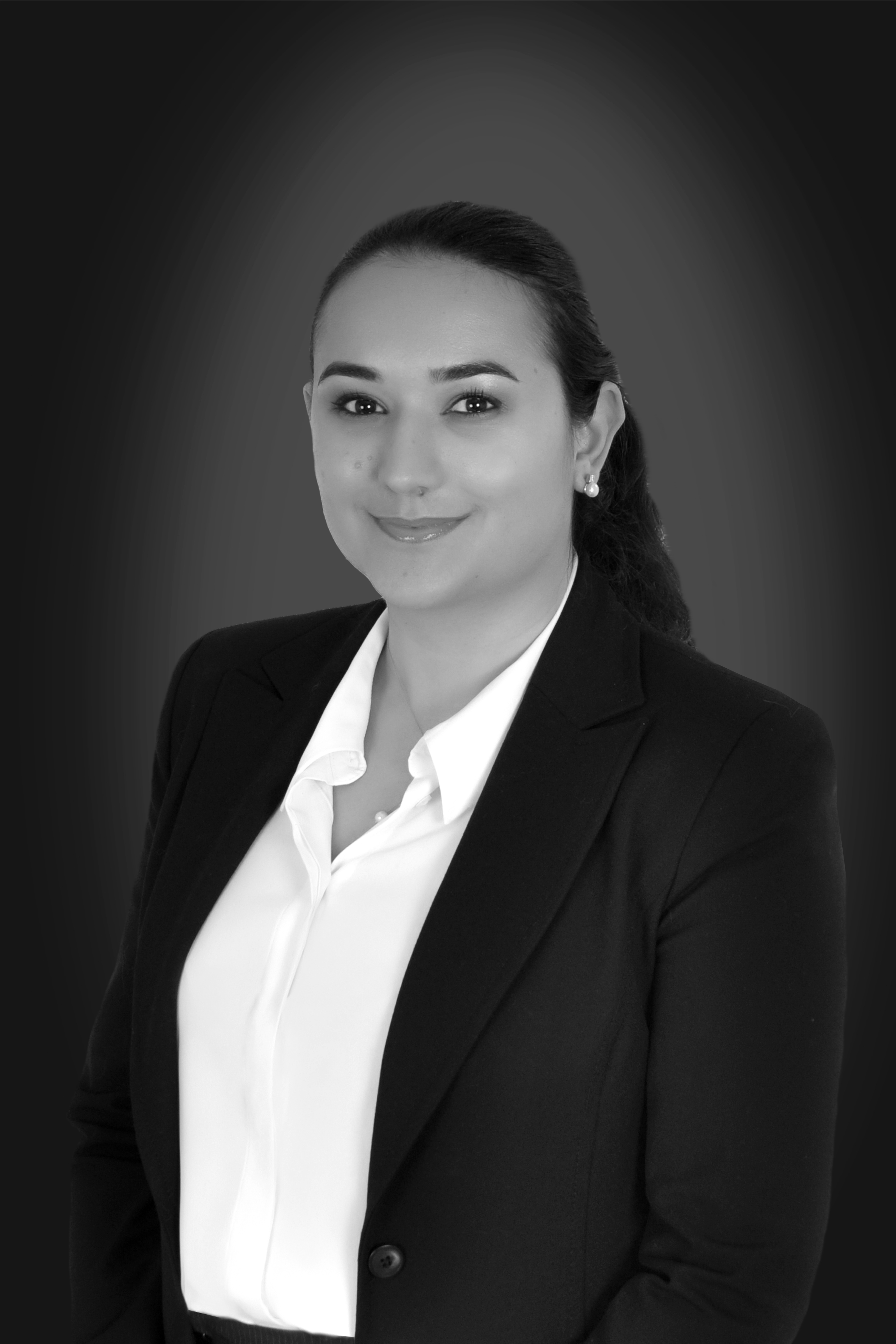 Elif Aksöz Bayraktar